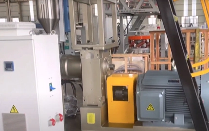 Energy saving and High Speed HDPE Solid Pipe Extrusion Line Video